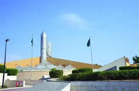 أهم المعالم في حي أبرق الرغامة