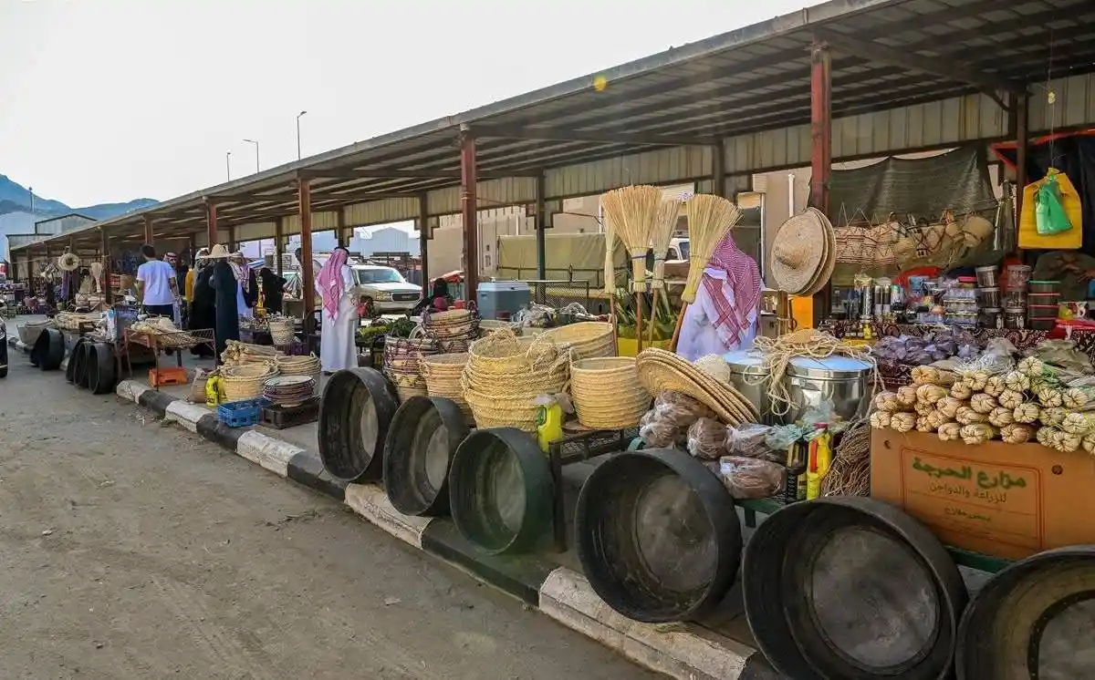أفضل الأسواق الشعبية في الرياض