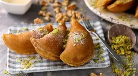 محلات بيع القطايف في السعودية