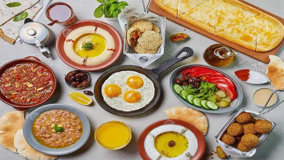أفضل أماكن فطور وغداء في السعودية